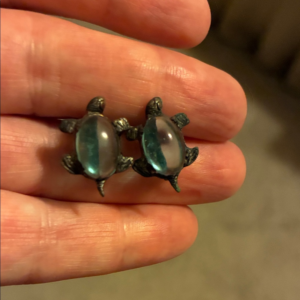 Vintage 1930’sTurtle Cabochon Stud Earrings — Teal Glass Centers